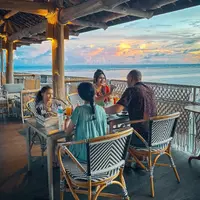 Wisatawan di Bali kini incar beach club yang ramah keluarga saat libur Lebaran (@canna.bali)