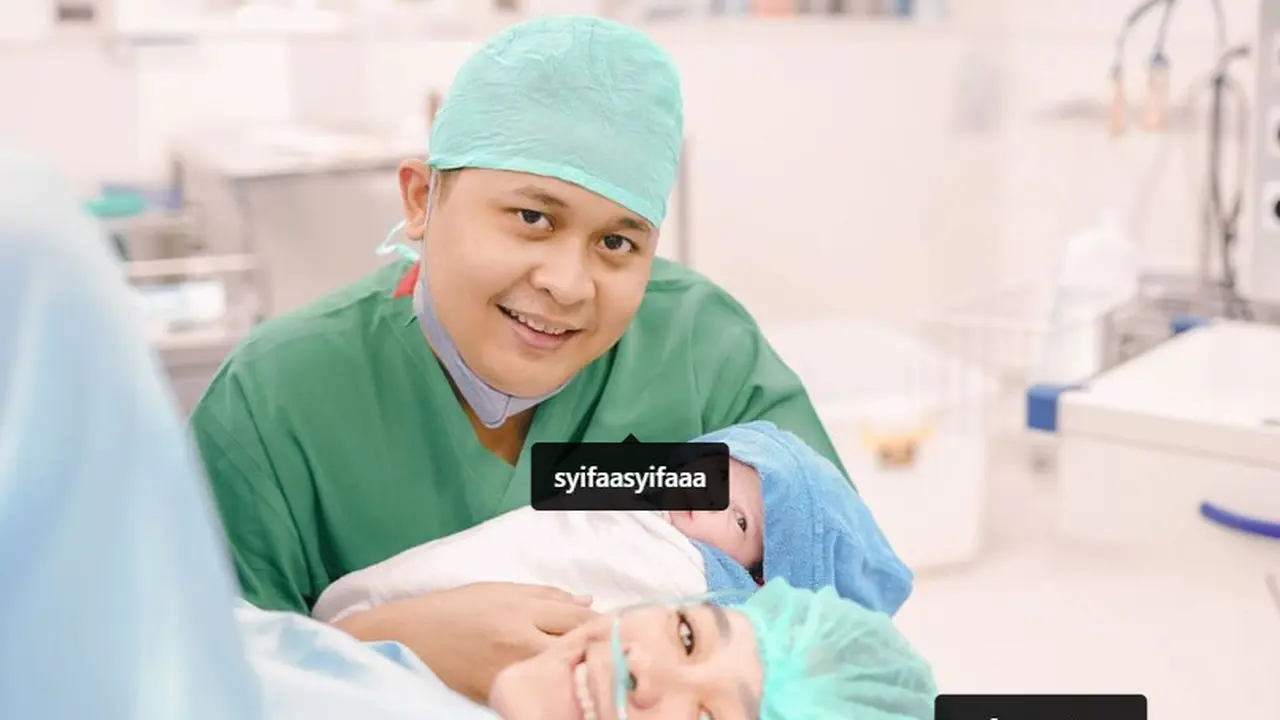 Adik Ayu Ting Ting