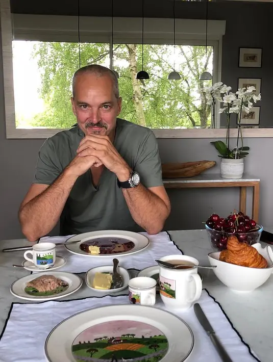 (Instagram/anggun_cipta)