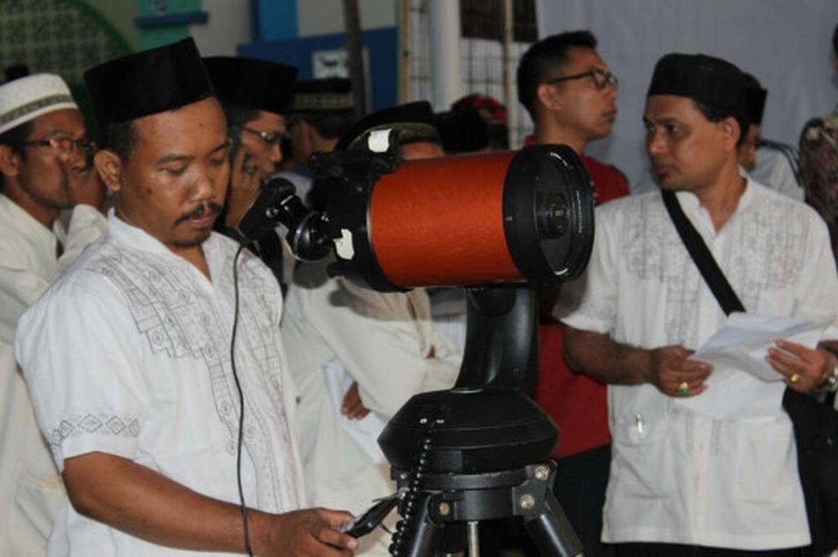 Memantau hilal 1 Syawal 1436 H di Tanjung Kodok