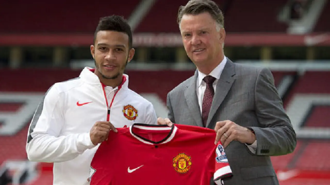  Memphis Depay 