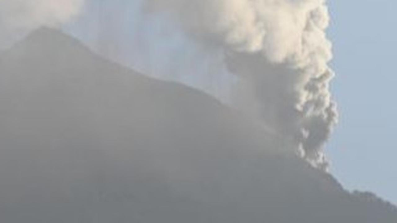 1 Gunung di NTT Siaga & 3 Lainnya Waspada, PVMBG Paparkan Potensi Bahaya bagi Warga jika Tak Menjauh
