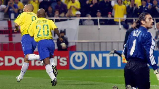 20151125-Gunakan Ketenaran, Legenda Brasil Edilson Tersangkut Kasus Kriminal