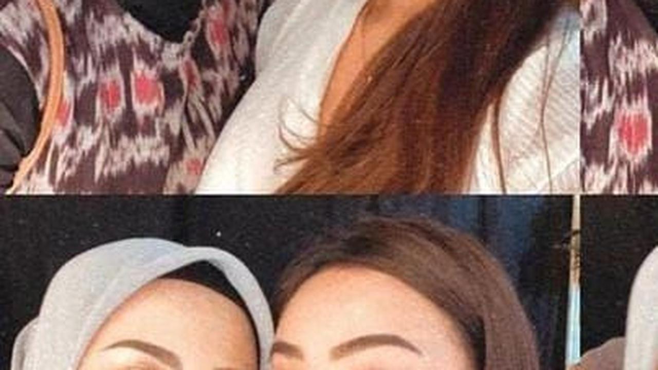 Keduanya memang terlihat mirip. Tak heran jika banyak warganet menyebut keduanya terlihat seperti adik kakak.