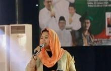 VIDEO: Yenny TPN Ganjar Respons Salam 4 Jari saat Kubu Prabowo Getol Mau Menang Satu Putaran