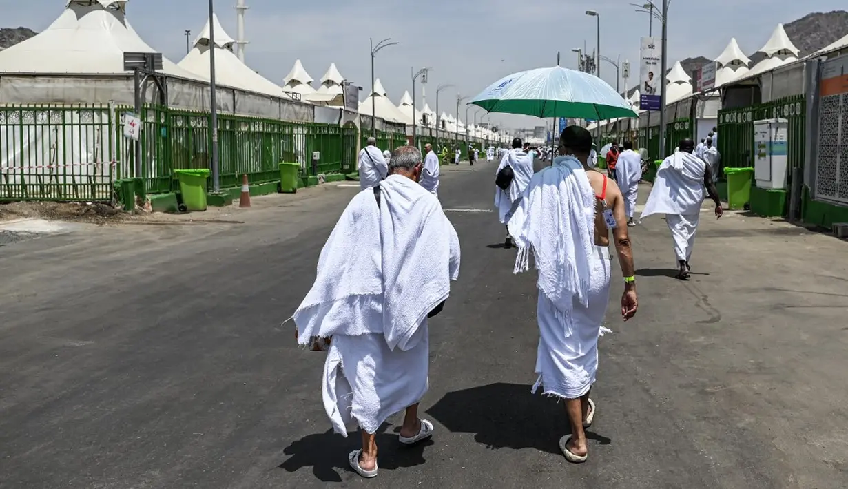<p>Nantinya jemaah akan bermalam semalam dua sampai tiga hari di Mina. (Sajjad HUSSAIN/AFP)</p>