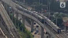 Rangkaian kereta Moda Raya Terpadu (MRT) memasuki stasiun MRT Lebak Bulus, Jakarta, Selasa (9/6/2020). Mulai 8 Juni kemarin, PT MRT Jakarta mengubah jarak antar kereta (headway) untuk jam sibuk pada hari kerja adalah 5 menit dan 10 menit di jam non-sibuk. (Liputan6.com/Herman Zakharia)