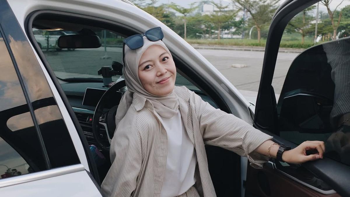 Kisah Sukses Pesohor Yisti Yisnika, Berawal dari Bikin Jastip Kini Mewarnai Industri Fashion Indonesia