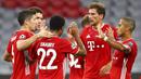 Para pemain Bayern Munchen merayakan kemenangan atas Chelsea pada laga Liga Champions di Allianz Arena, Sabtu (8/8/2020). Bayern Munchen menang 4-1 atas Chelsea. (AP/Matthias Schrader)