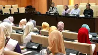Ketua Komisi X DPR RI Syaiful Huda saat menerima finalis Putri Hijaberfluencer 2022 di Ruang GBHN Kompleks Parlemen, Jakarta, Kamis (24/11/2022). (Ist)
