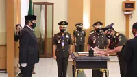 Jaksa Agung ST Burhanuddin melantik wakil Kejagung Setia Untung. (Istimewa)