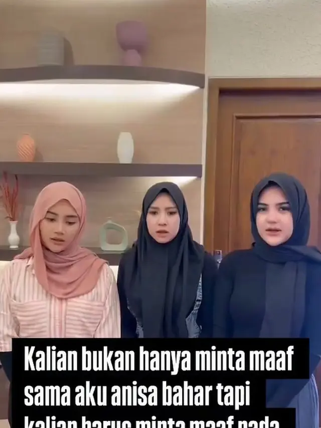 Icha Chellow, Mala Agatha, DJ Zhuu