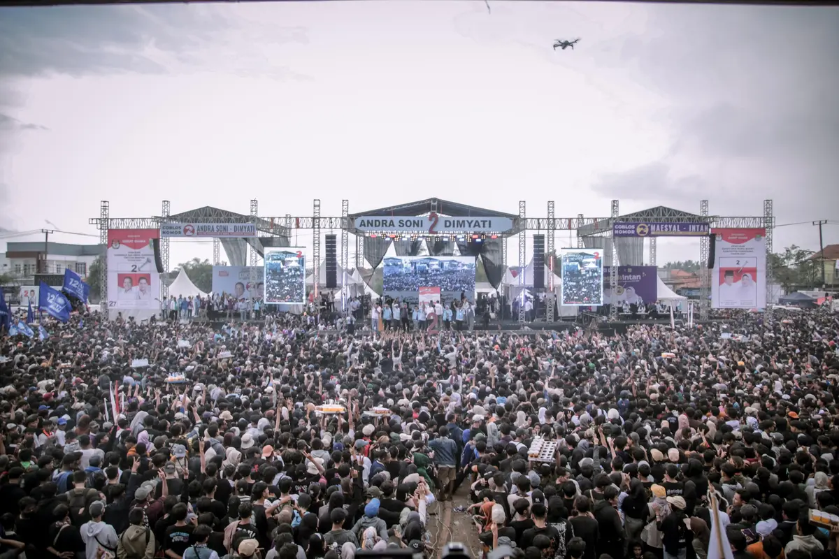Puluhan Ribu Masyarakat Padati Konser Banten Maju Andra Soni di Tangerang. (Jumat, 22/11/2024). (Istimewa).