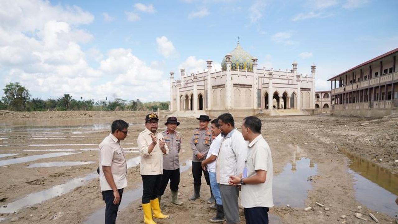 KSP Pastikan Pemulihan Pesantren Darul Mukhlisin Aceh Tamiang Tuntas dari Sisa Kayu Banjir