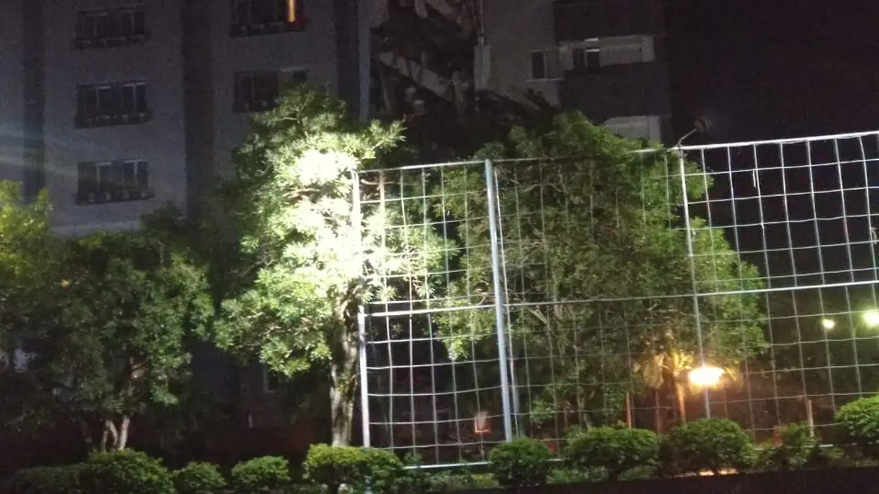 Gempa kembali mengguncang Majene, Sulbar. Kantor Gubernur hingga hotel dilaporkan ambruk. (Foto: Liputan6.com/Istimewa-Abdul Rajab Umar)