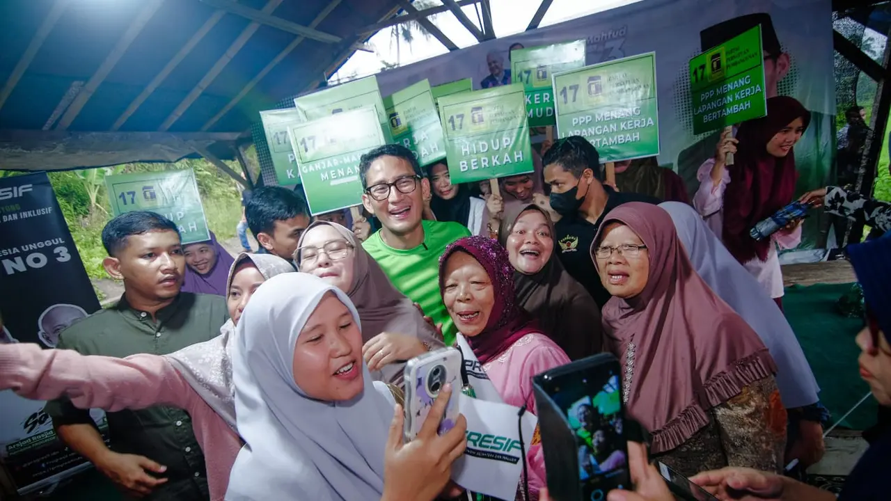 Sandiaga Uno Gelar Sembako Murah dan Ajak Masyarakat Berjuang Bersama Ganjar-Mahfud