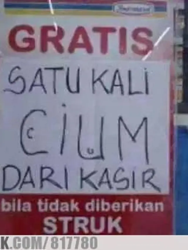 6 Instruksi Kocak di Pintu Minimarket Ini Bikin Senyum Tipis