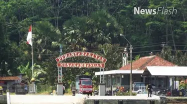  Puluhan napi dipindah ke Lembaga Pemasyarakatan di Pulau Nusakambangan, Cilacap, Jawa Tengah. Sebanyak 6 di antaranya berasal dari Lapas Magelang, Jawa Tengah. Ada spekulasi pemindahan ini terkait realisasi eksekusi mati jilid IV.