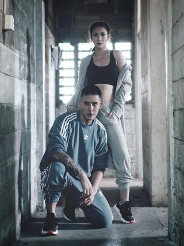 7 Momen Seru Pasangan Selebriti Saat Olahraga Bersama