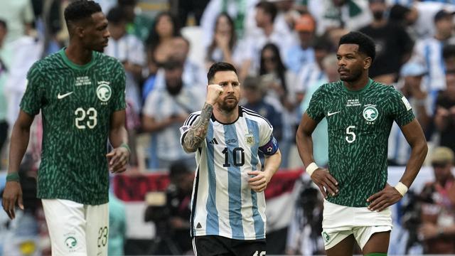 Foto: 8 Algojo Penalti yang Sukses Jalankan Tugasnya di Piala Dunia 2022 Qatar