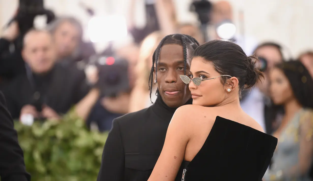 Dilansir dari HollywoodLife, keduanya benar-benar saling mencintai dan ingin melaksanakan pernikahan. (Jason Kempin  GETTY IMAGES NORTH AMERICA  AFP)