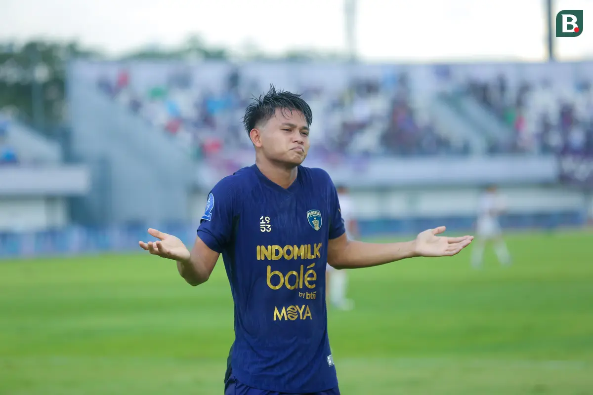 Hokky Caraka - Persita Vs Persik di BRI Super League 2025/2026