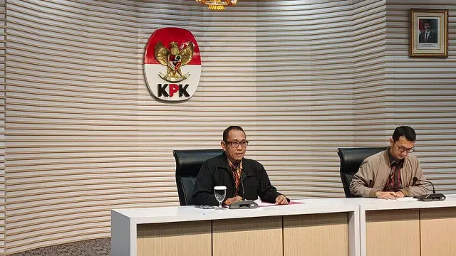 Konferensi pers penetapan tersangka dalam perkara dugaan suap proyek di Kabupaten Langkat Tahun Anggaran 2025-2026. (Liputan6.com/Dimas)