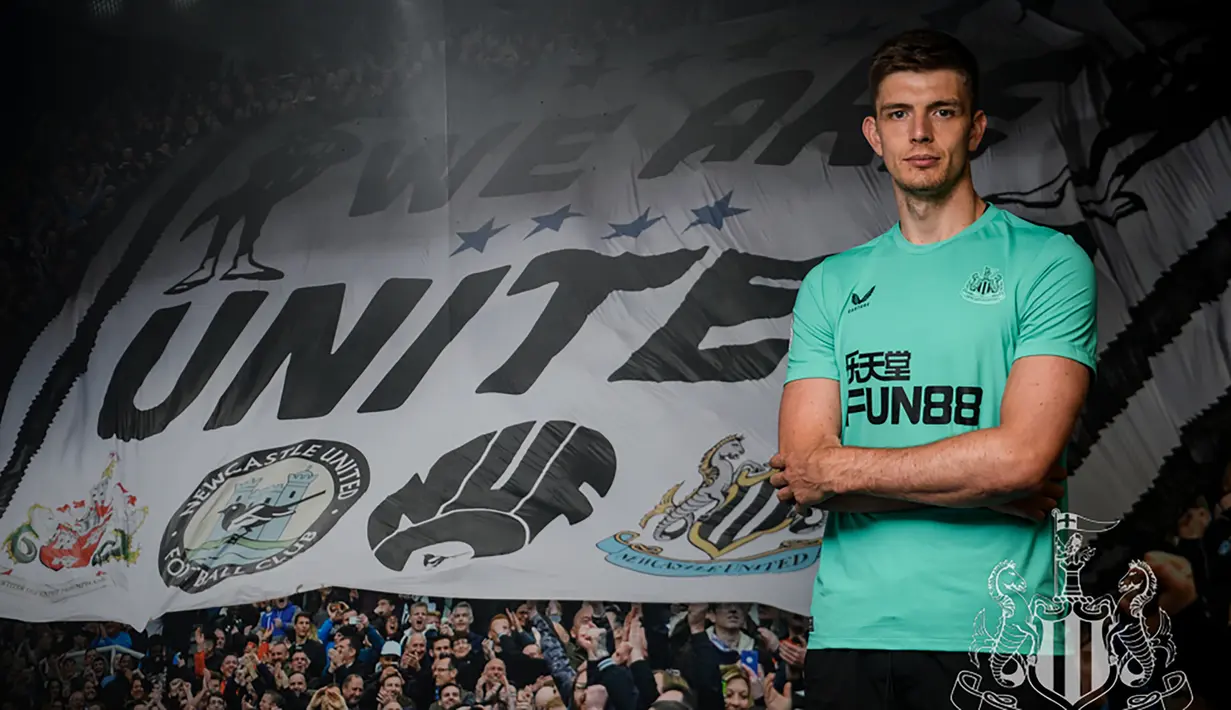 Nick Pope. Kiper Inggris berusia 30 tahun ini telah membela Burnley sejak awal musim 2016/2017 usai didatangkan dari Charlton Athletic dengan nilai transfer 1,3 juta euro dan langsung menjadi kiper utama di musim berikutnya. Setelah Burnley terdegradasi di akhir musim 2021/2022, ia dipastikan akan tetap bermain di Premier League 2022/2023 dengan bergabung bersama Newcastle United dengan biaya transfer senilai 11,5 juta euro dengan durasi kontrak hingga Juni 2026. Bersama Burnley ia total tampil dalam 155 laga di semua ajang dengan torehan 53 kali clean sheet dan kebobolan 186 gol. (nufc.co.uk)