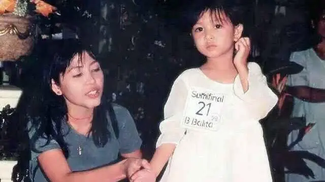 Foto Masa Kecil 6 Jebolan JKT48 yang Kini Sukses Jadi Aktris, Zee Tomboi