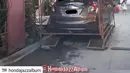 Niat banget sampai dibuatkan pagar dan atap... (Source: Instagram.com/@hondajazzalbum )