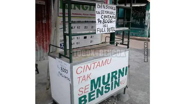 6 Tulisan Kocak di Tempat Penjual Bensin Eceran Ini Bikin Ngakak