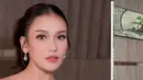 Tatanan rambut ponytail memberikan ruang bagi anting teardrop berlian yang dikenakan Ayu Ting Ting [@ayutingting92]