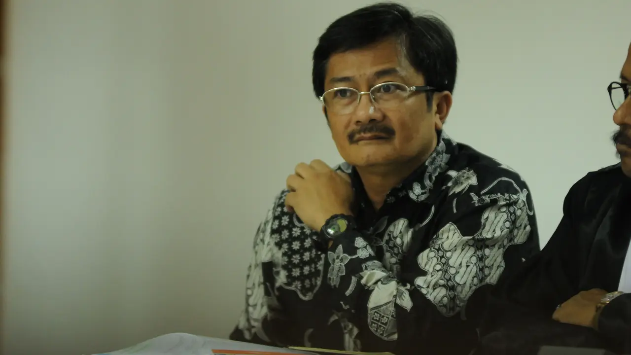 [FOTO] Rudi Rubiandini Mengaku Memberi Uang Pada Sekjen ESDM