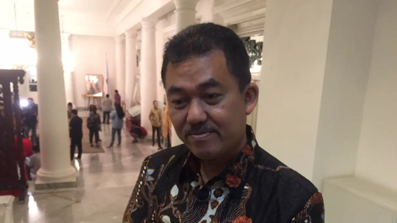 Ahok kembalikan uang operasional