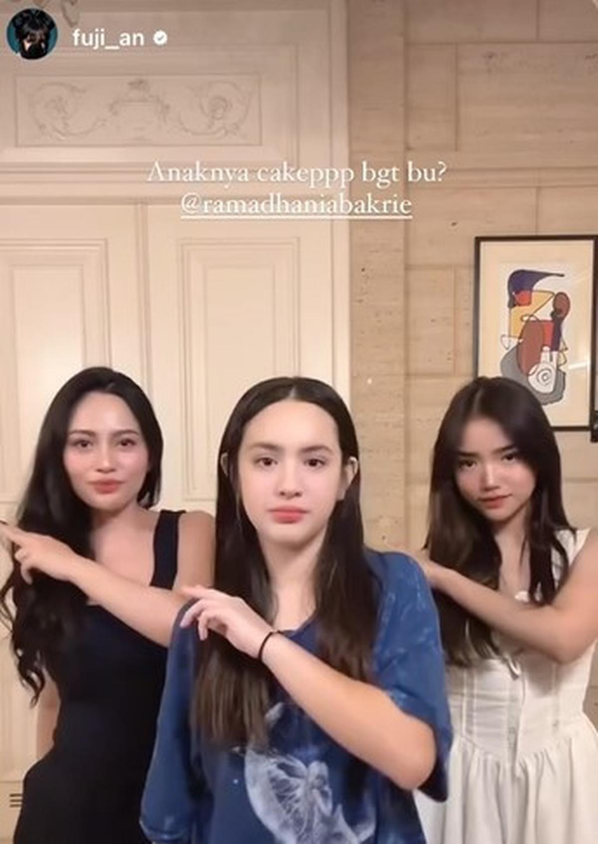 Cantik-cantik Semua