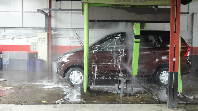 Untung Rugi Cuci Mobil Dengan Sistem Robotik Otomotif Liputan6 Com
