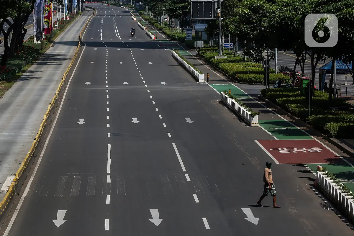 Suasana Jakarta di Hari Kedua PPKM Darurat