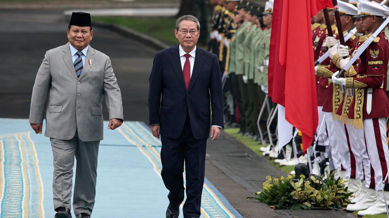 FOTO: Presiden Prabowo Sambut PM  China Li Qiang di Istana Merdeka