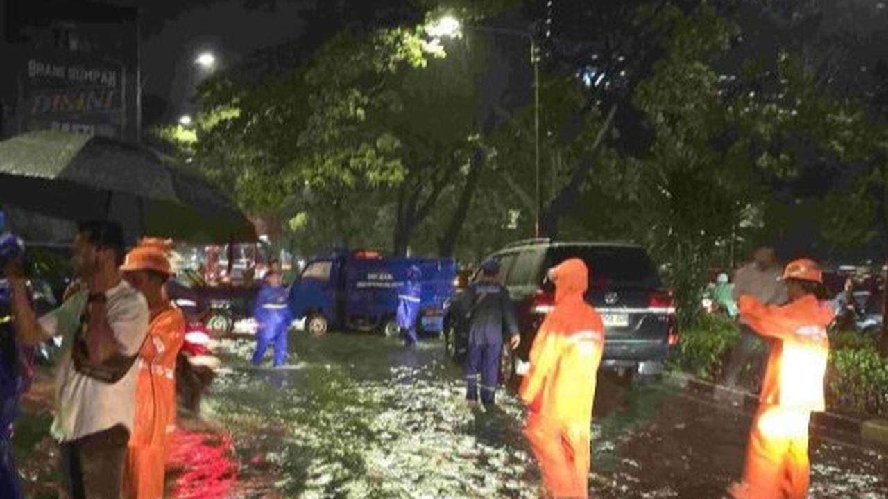 Banjir Jakarta: Pemprov DKI Kerahkan Semua Sumber Daya