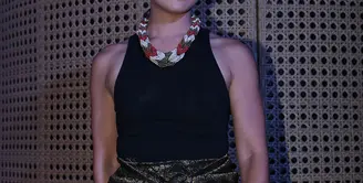 Nirina Zubir  memberikan pengetahuan serta wawasan kepada anak-anaknya dengan mengajak ke tempat-tempat bersejarah serta melihat keindahan alam Indonesia. (Andy Masela/Bintang.com)