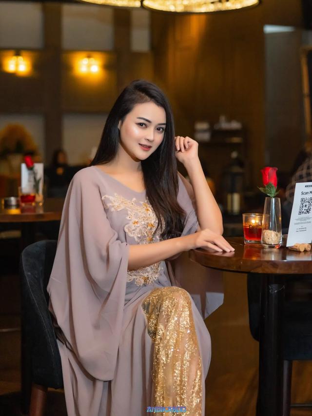 Adelia Zizi. (instagram.com/adeliazizi9)