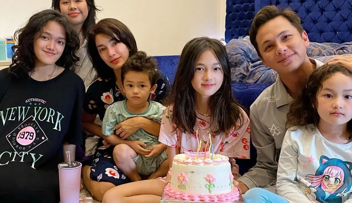 [Instagram/ussypratama]