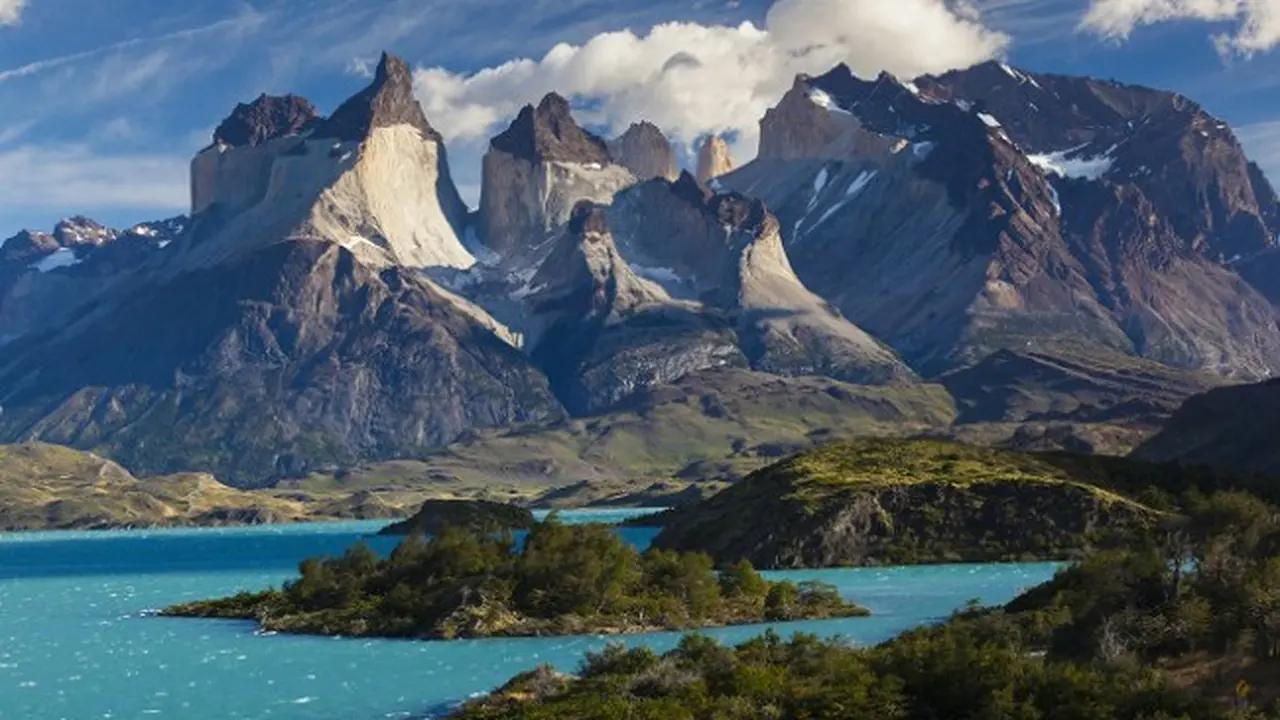Taman Nasional Tierra del Fuego di Chile yang merupakan bagian dari wilayah Patagonia.