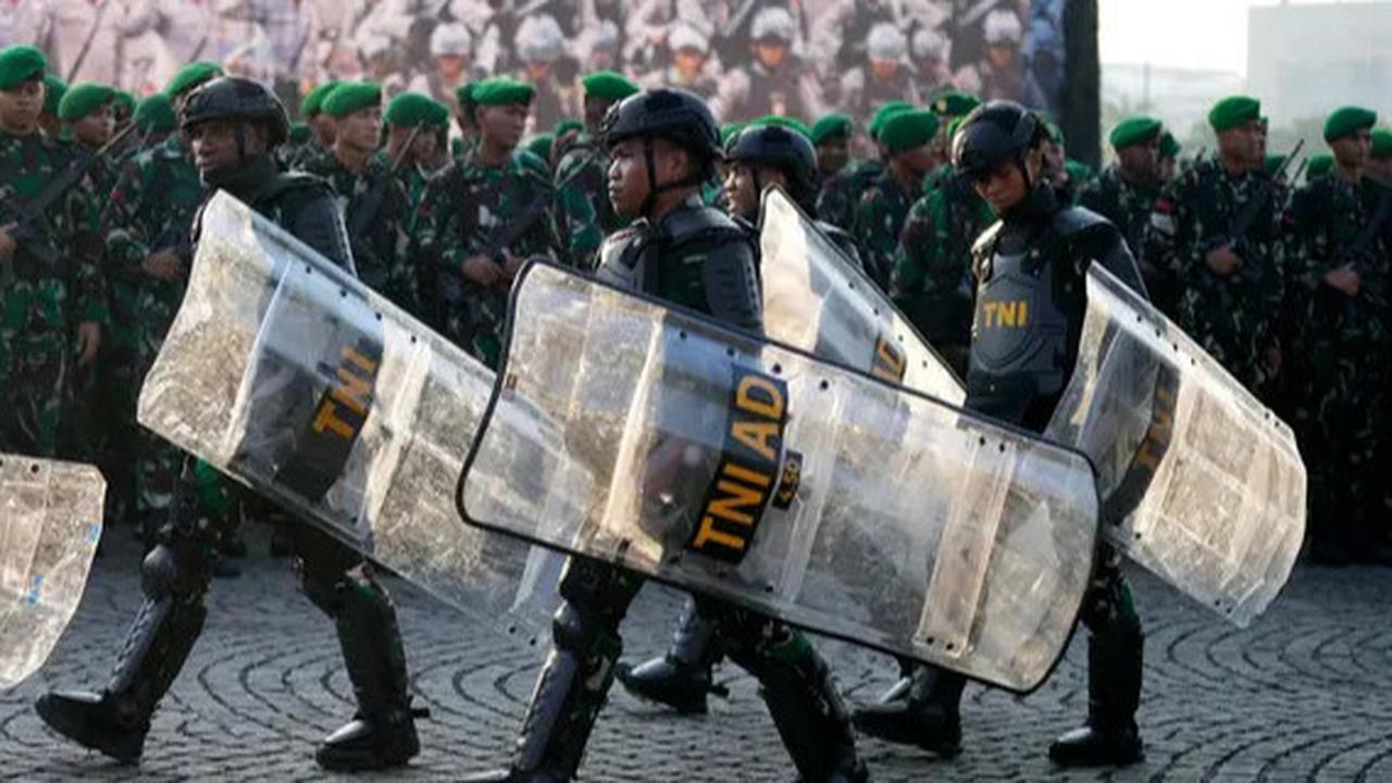 Perayaan 4 Desember: Momen Bersejarah TNI AD dan Hari Raya Kaus Kaki Sedunia
