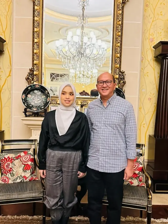Putri Ariani dan Dubes Rosan