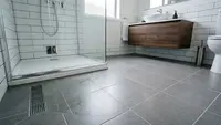 TOP 3: Tanda Floor Drain Kamar Mandi Tidak Berfungsi Baik hingga Ide Lantai Teras Rumah Kecil Terlihat Luas