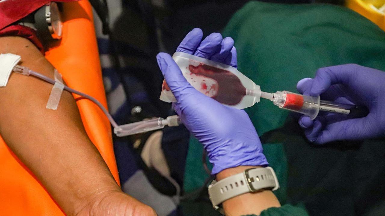 FOTO: Partai NasDem Gelar Donor Darah Serentak, Kepedulian Atasi Krisis 1,4 Juta Kantong Darah Nasional