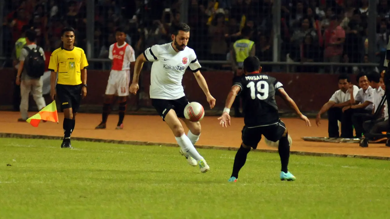 Park Ji-sung Cs Tumbang di Tangan Indonesia All Stars