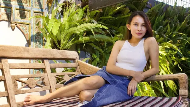 6 Potret Tribuana Tungga Dewi Istri Bambang Pamungkas yang Jarang Tersorot