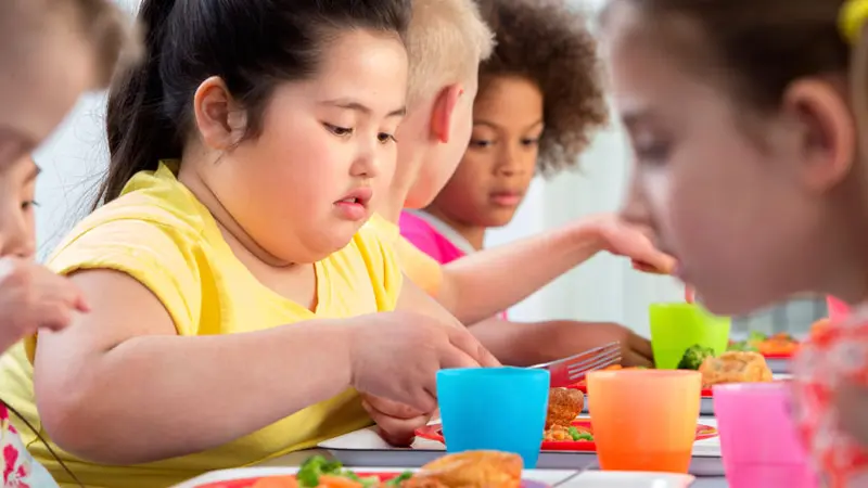 Anak-anak obesitas semuda usia delapan tahun sudah perlihatkan masalah pada jantungnya. 